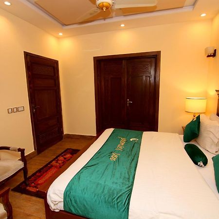 Premier Inn Johar Town Lahore Exterior photo