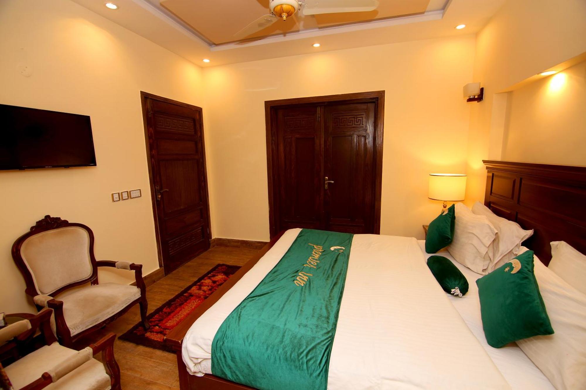 Premier Inn Johar Town Lahore Exterior photo