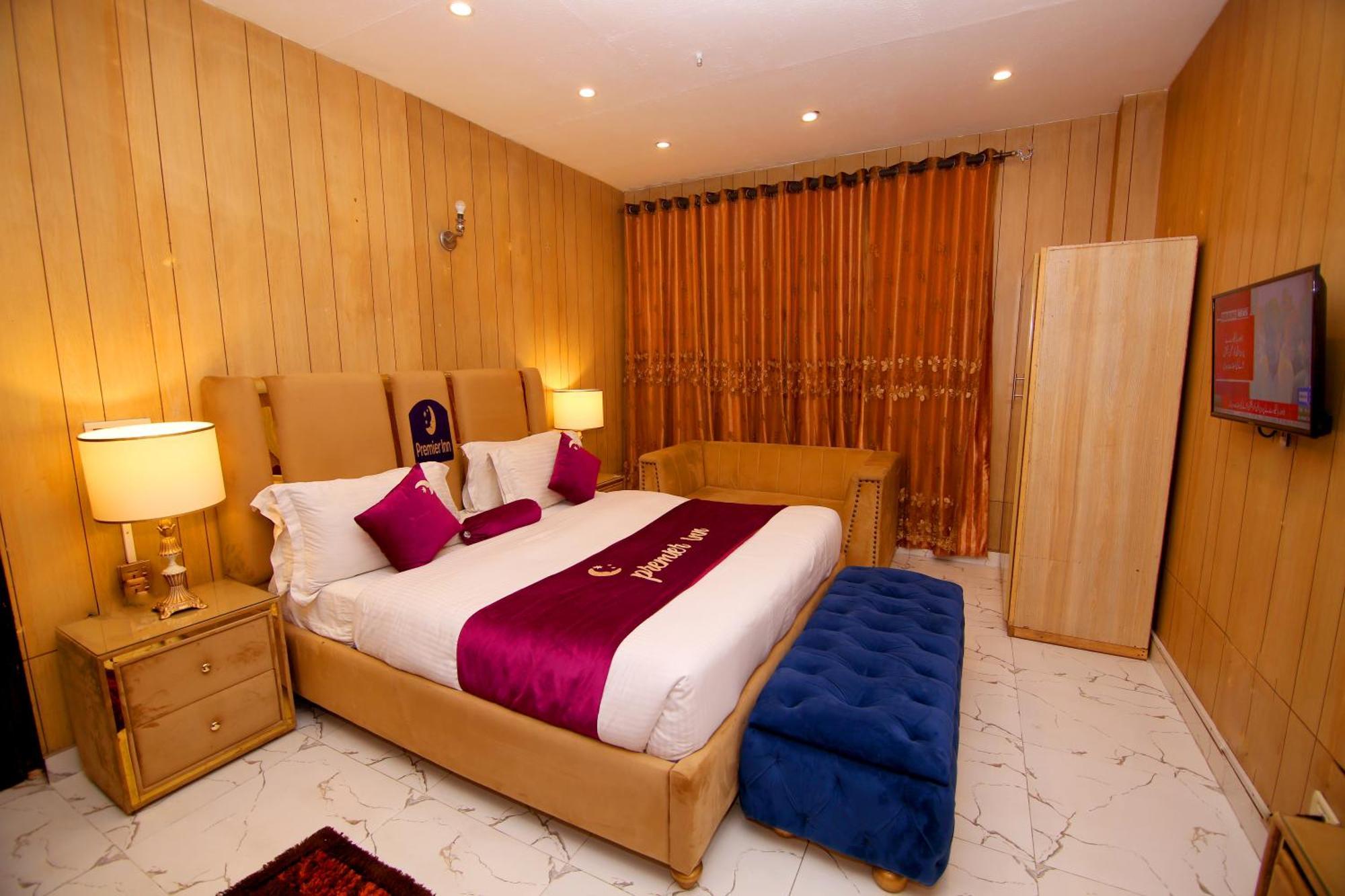 Premier Inn Johar Town Lahore Exterior photo
